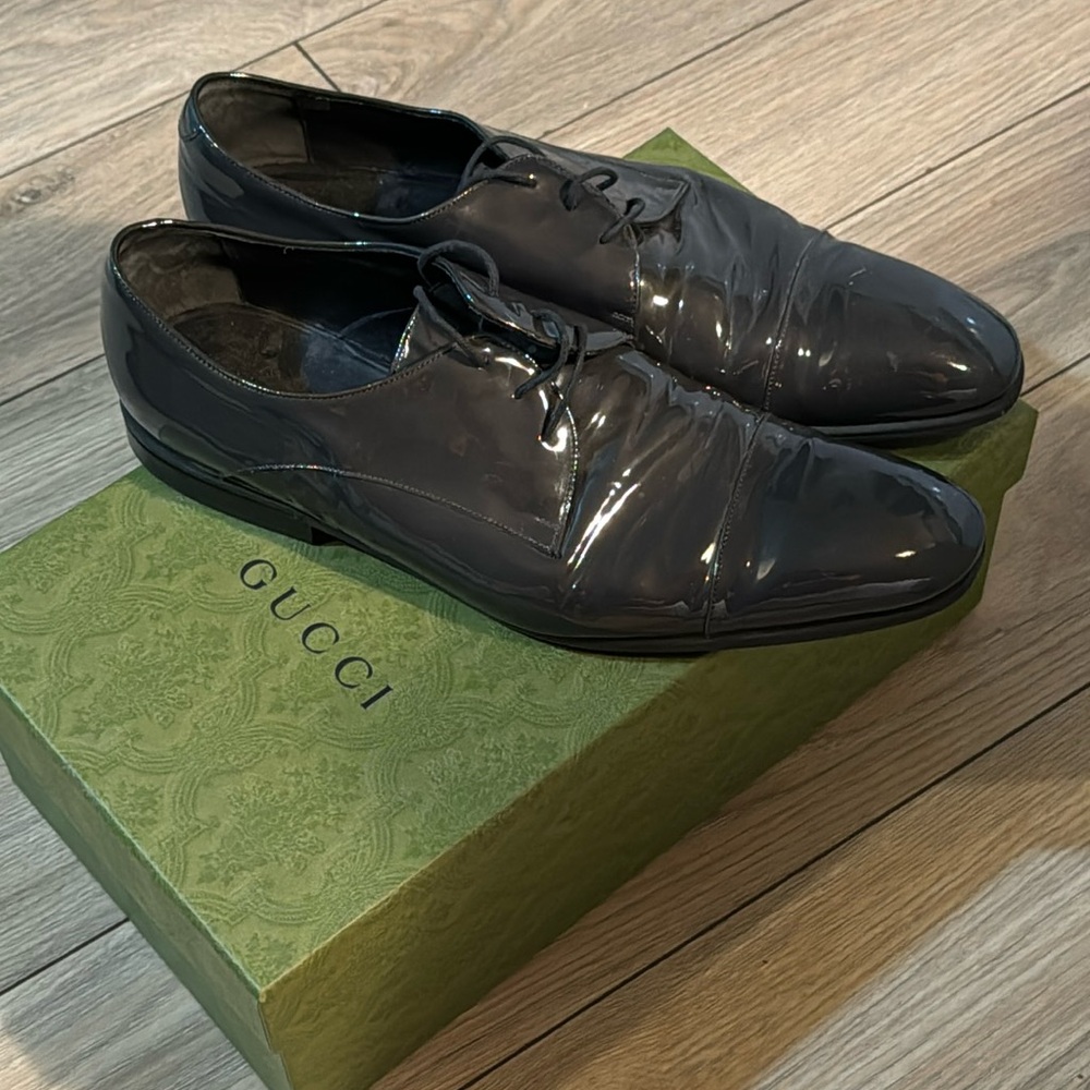 Gucci patent leather shoes